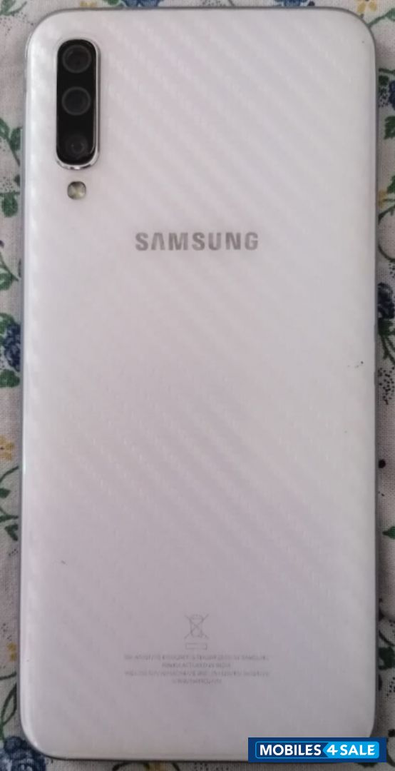 Samsung  A50