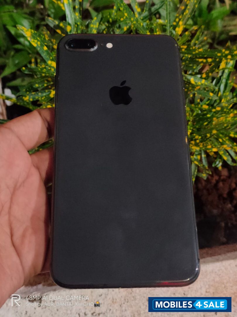 Apple  iPhone 8Plus