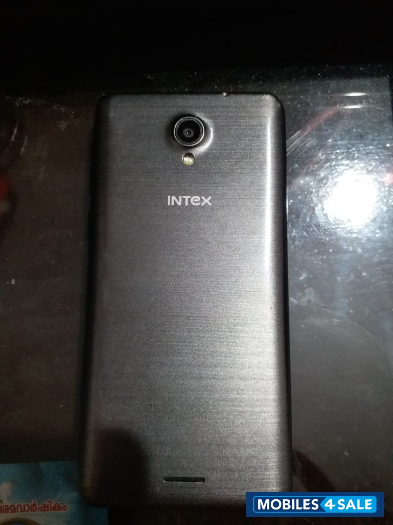 Intex  aqua Q7 pro