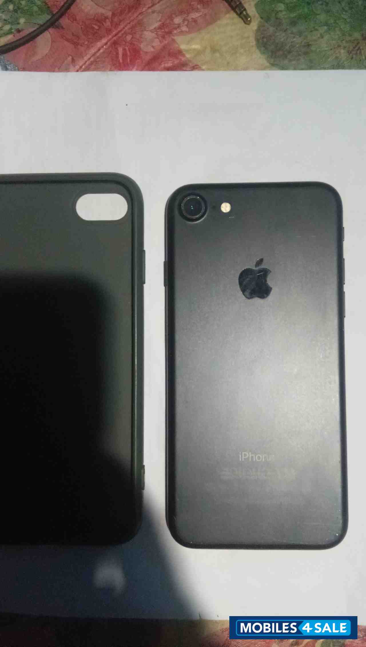 Black Apple iPhone 7