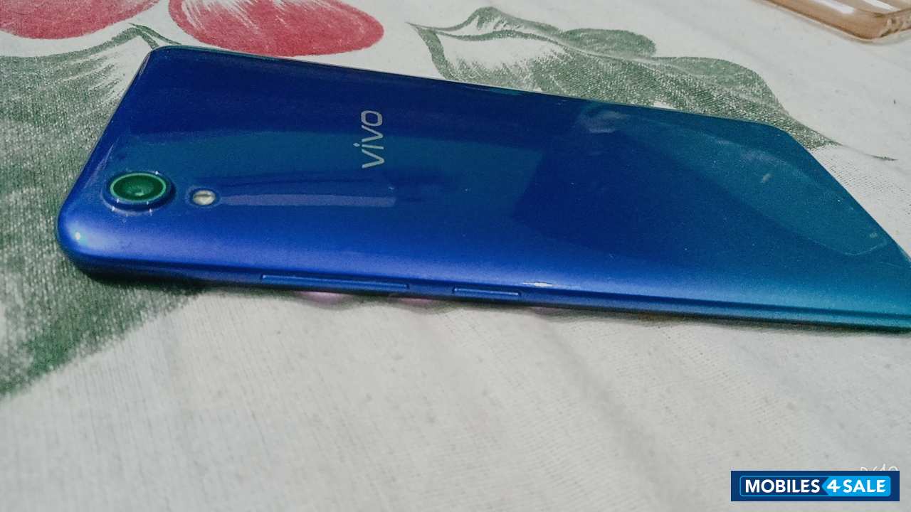 Vivo  1820