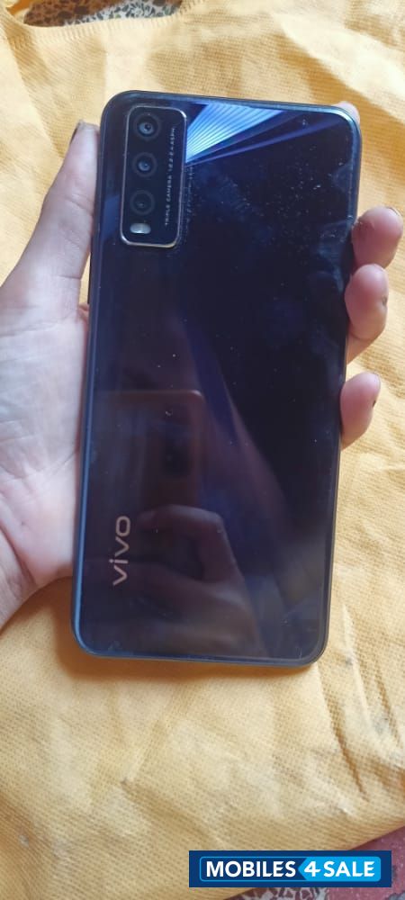 Black Vivo Y-series Y20