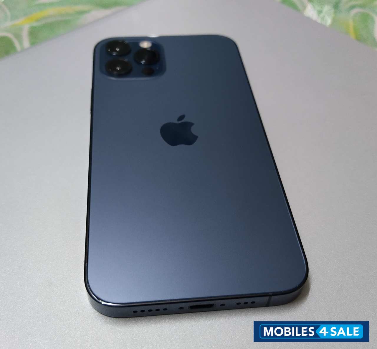 Apple  iphone 12 pro 256 gb