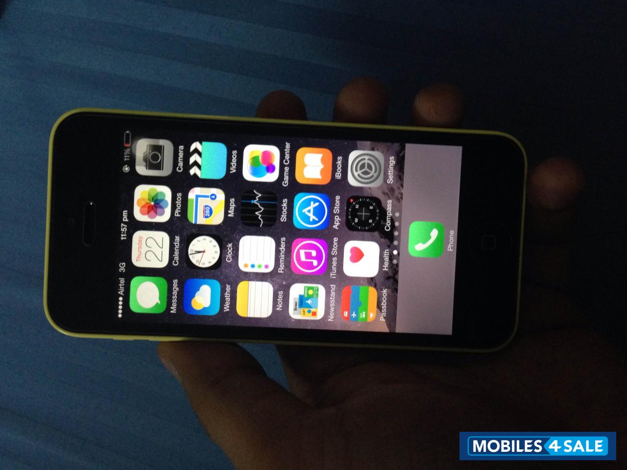 Yellow Apple iPhone 5C