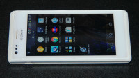 White Sony Xperia M