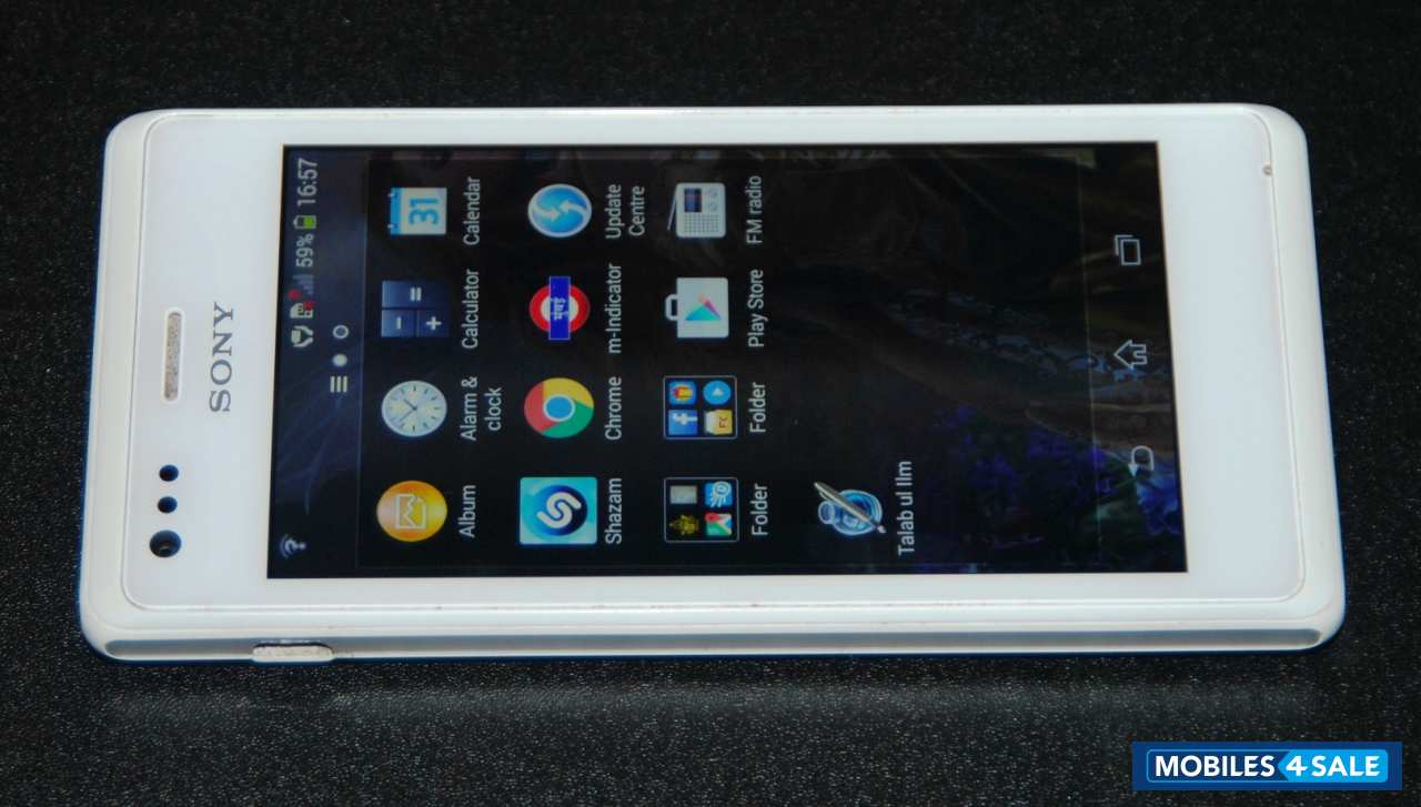 White Sony Xperia M