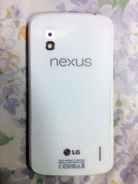 White LG Nexus 4