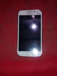 White Samsung Galaxy Grand Quarttro