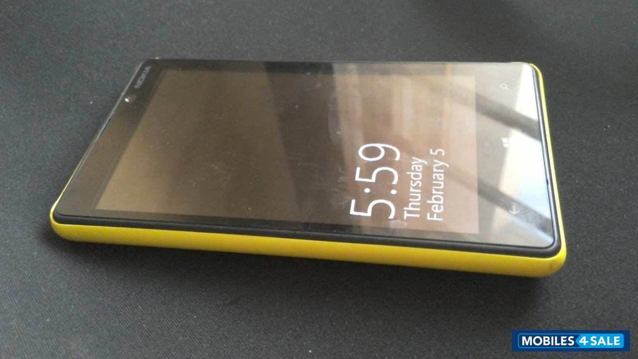 Yellow Nokia Lumia 820