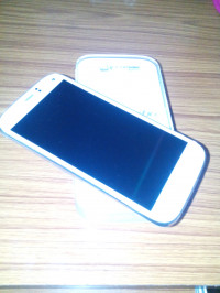 White Micromax Canvas Turbo A250