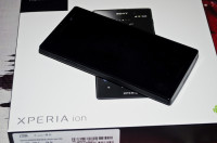 Black Sony Xperia ion