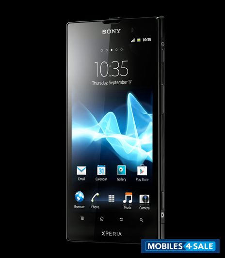 Black Sony Xperia ion