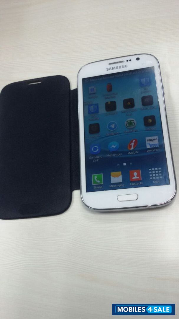 White Samsung Galaxy Grand GT-I9082