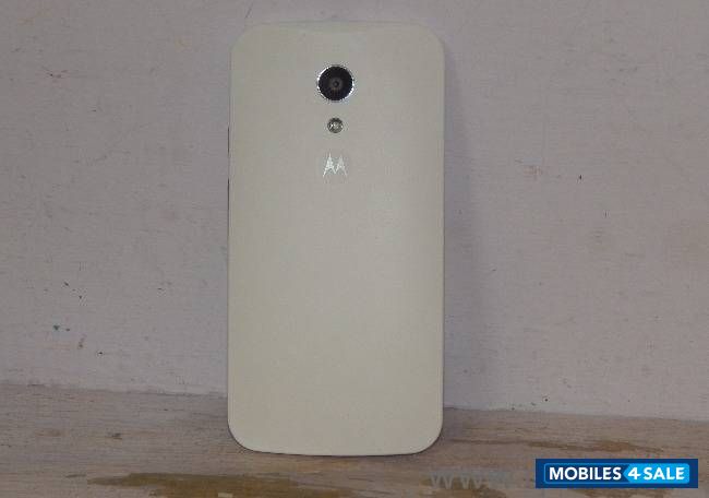 White Motorola MOTO G 2014