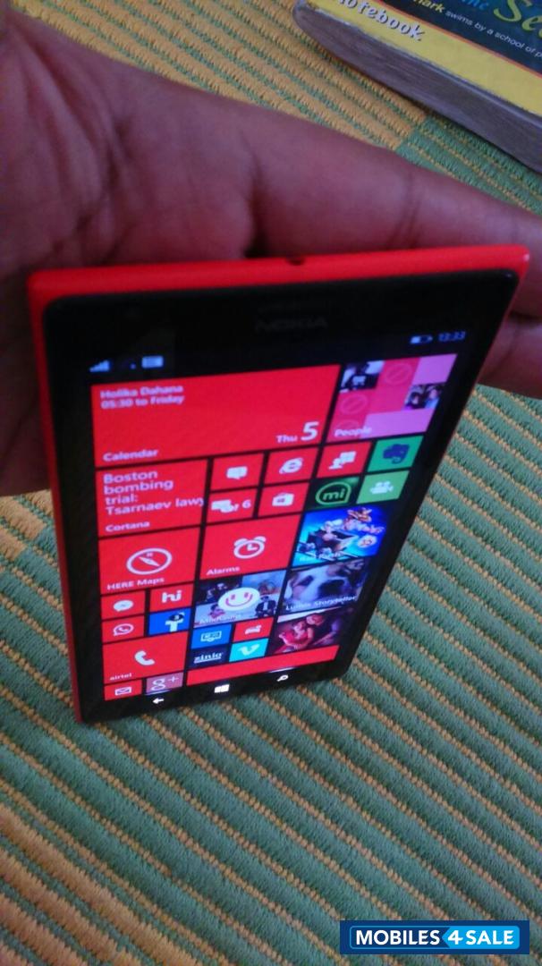 Red Nokia Lumia 1520