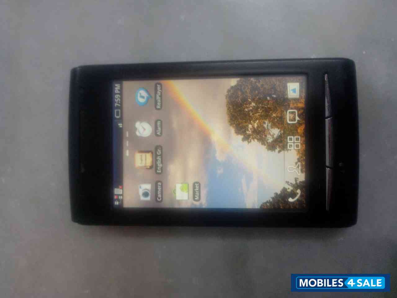 Black Sony Ericsson W8