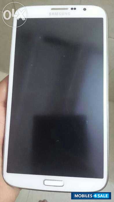 White Samsung Galaxy Mega 6.3 I9200