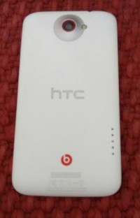 White HTC One X Plus