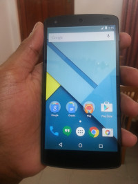 Black Google Nexus 5