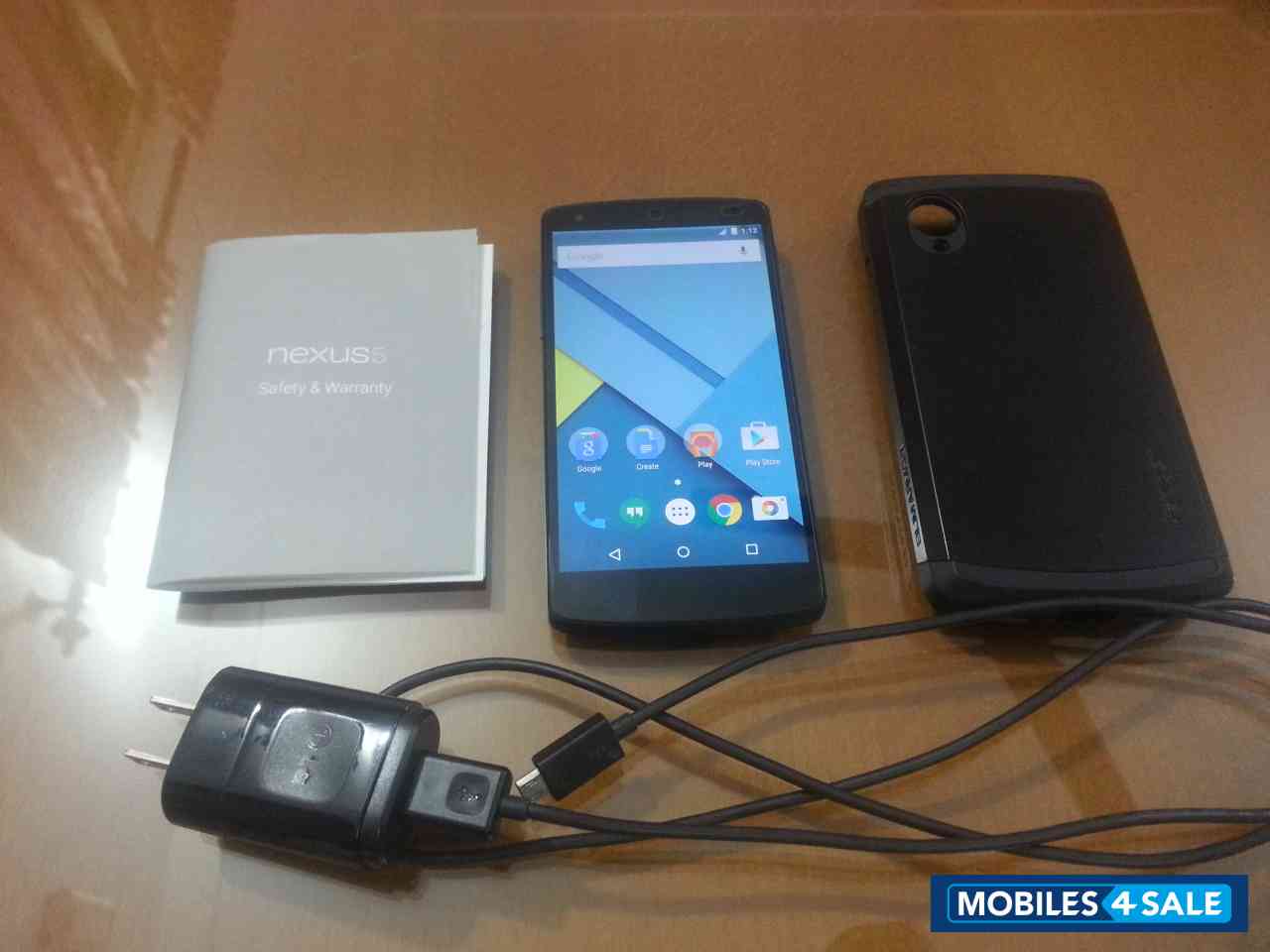 Black Google Nexus 5