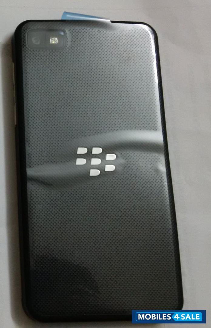 Black BlackBerry Z10