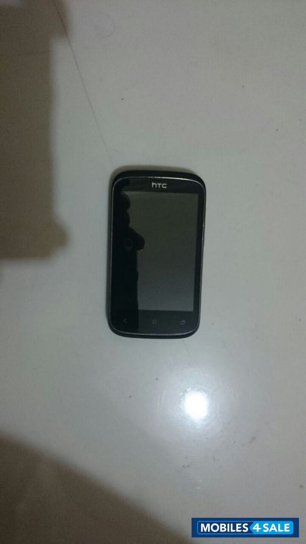 Black HTC Desire C