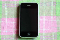 Black Apple iPhone 3GS