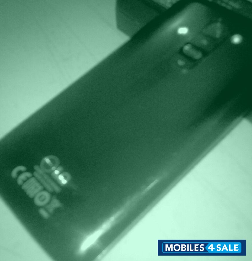 Black LG G2