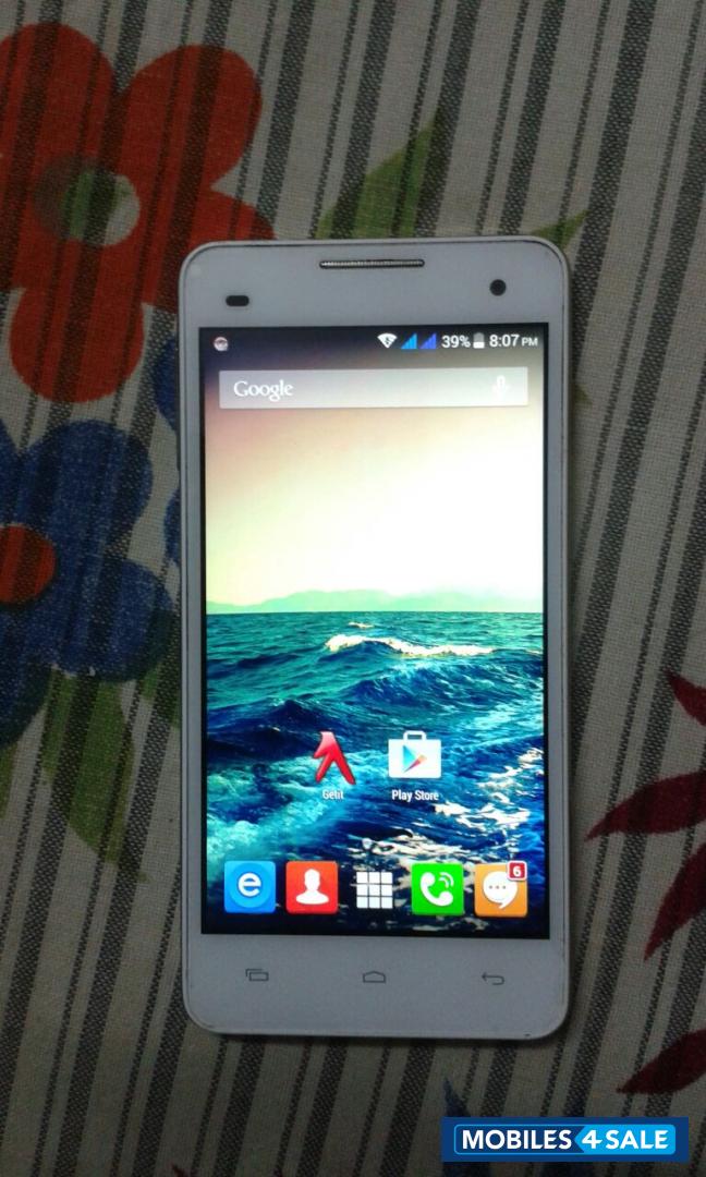 White Micromax Canvas HD Plus A190