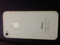 White Apple iPhone 4