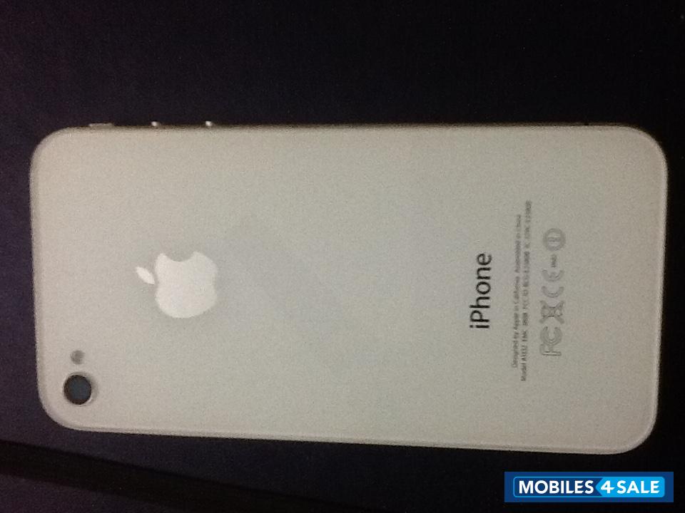 White Apple iPhone 4