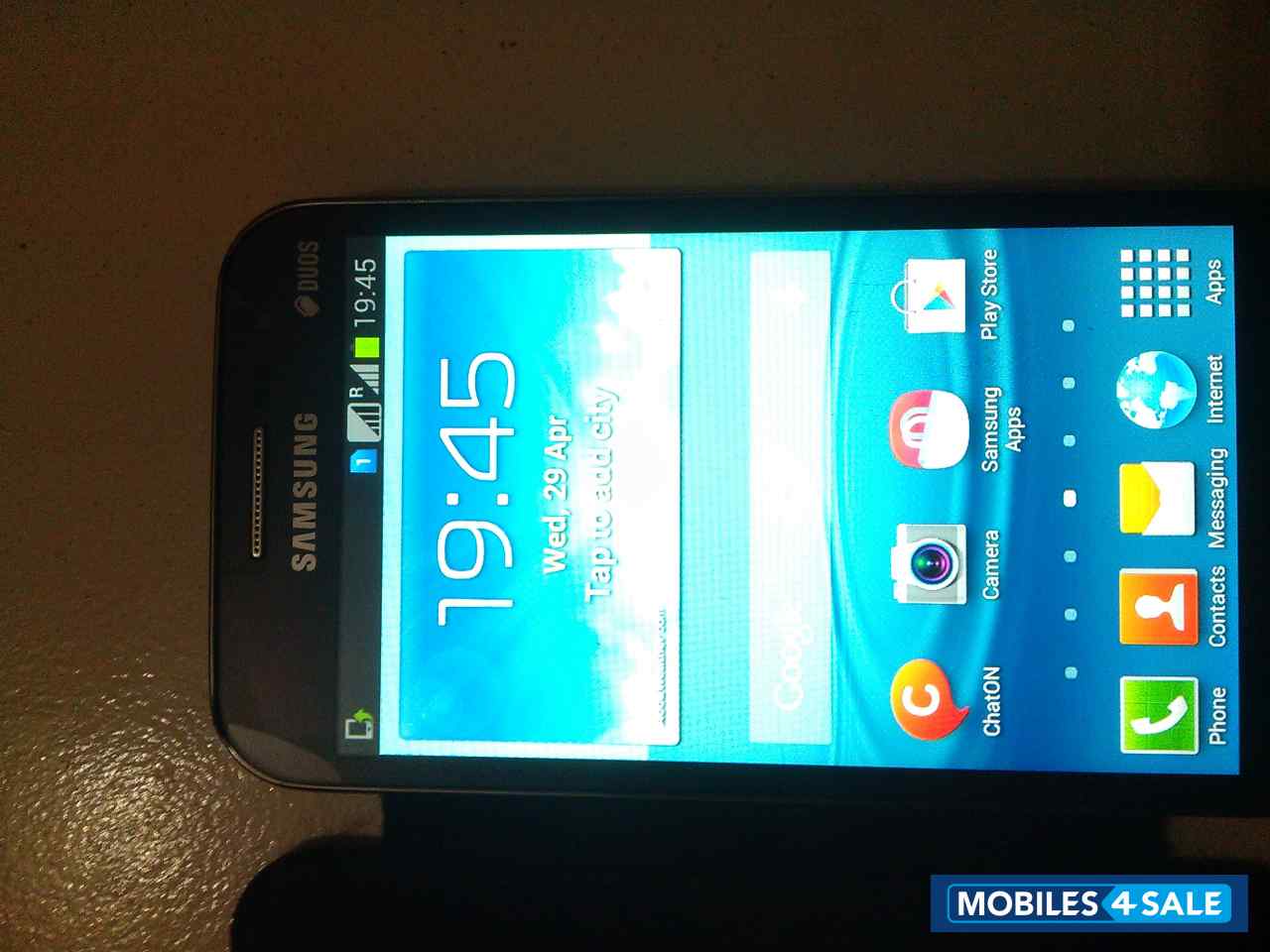 Black Samsung Galaxy Grand Quarttro