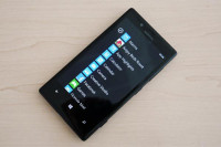 Black Nokia Lumia 720