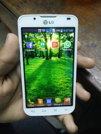 White LG Optimus L7 II Dual P715