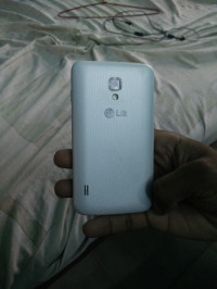 White LG Optimus L7 II Dual P715