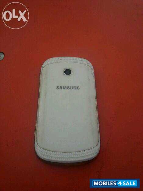 White Samsung Galaxy Music Duos S6012