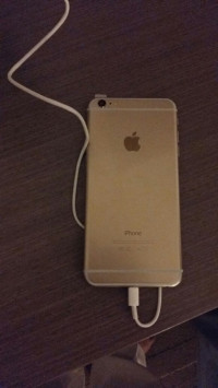 Gold Apple iPhone