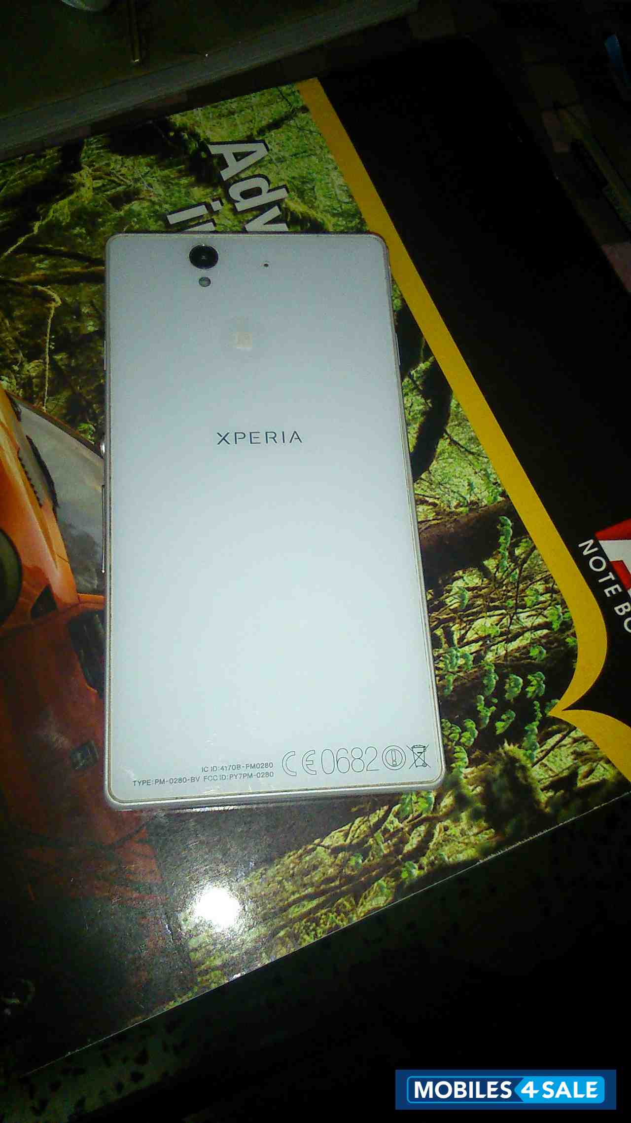 White Sony Xperia Z