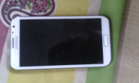 White Samsung Galaxy Note 2