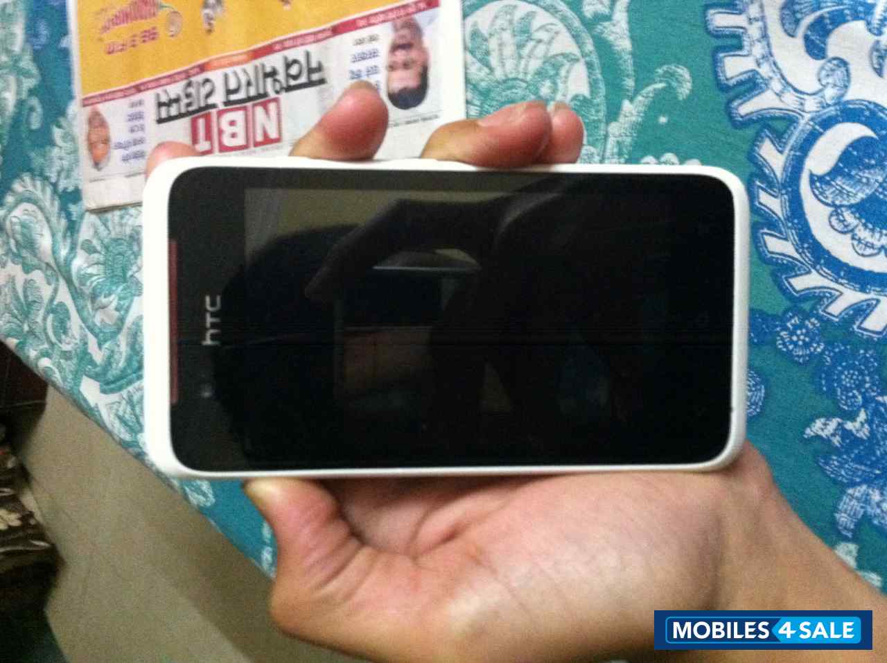 White HTC Desire 210