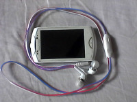 White Sony Ericsson WT-series WT19a live with walkman