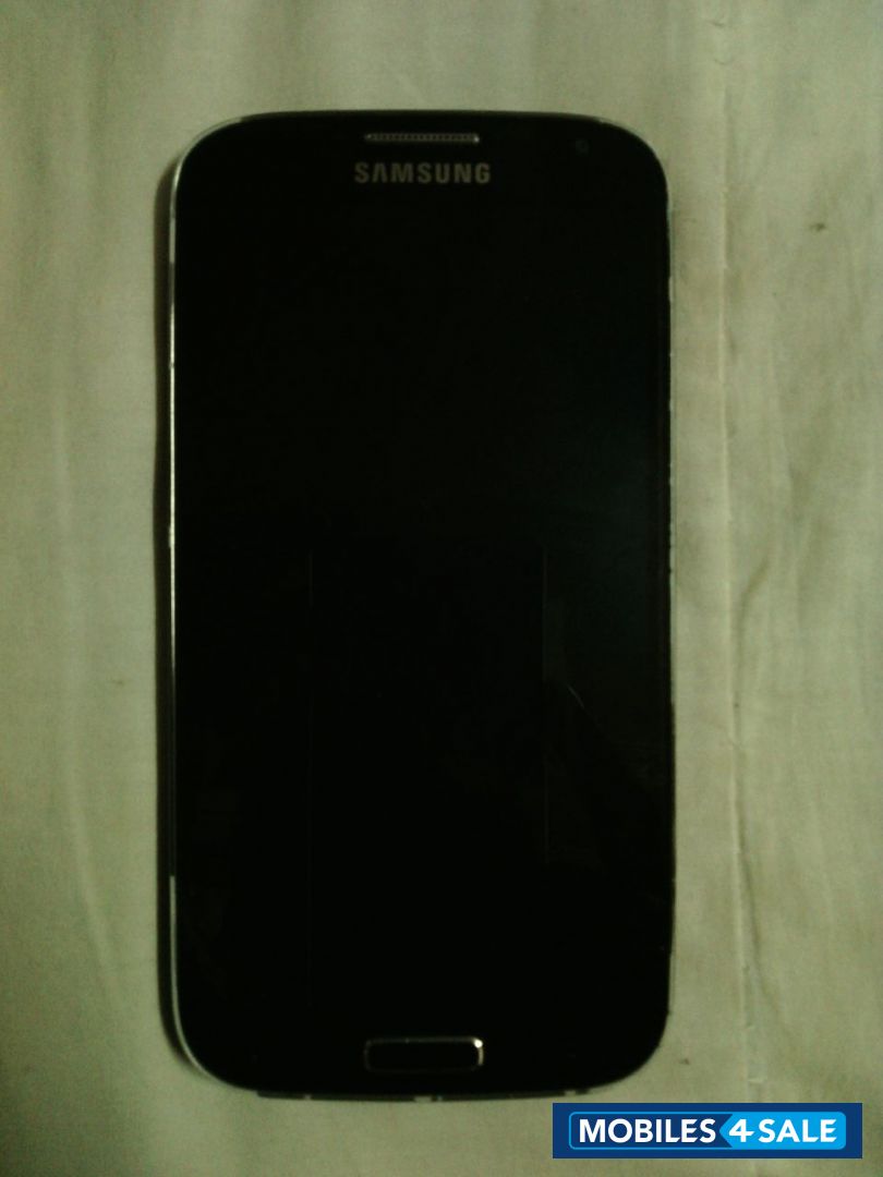 Black Samsung Galaxy S4