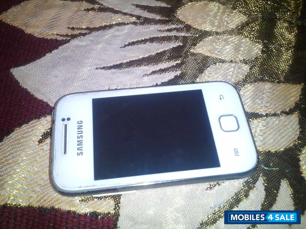 White Samsung Galaxy Y