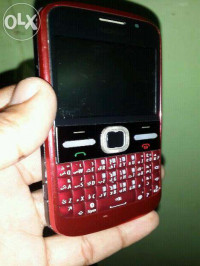 Red Nokia E5-00