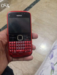 Red Nokia E5-00