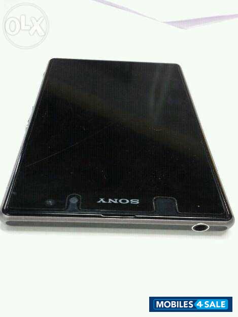 Black Sony Xperia Z1