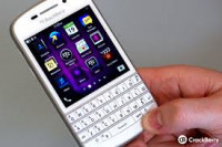 White/black BlackBerry Q10