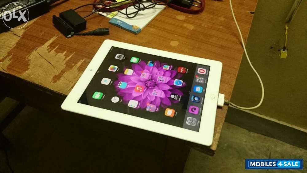 White Apple iPad