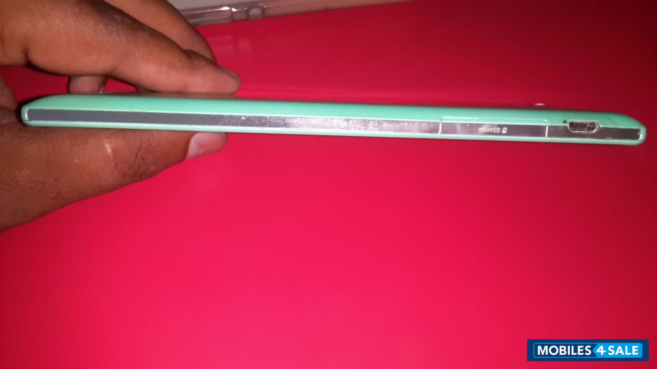 Fresh Mint Sony Xperia C3