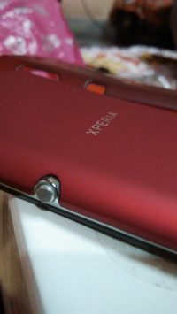 Red Sony Xperia L